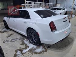 کرایسلەر 300